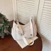Bolsa de nailon de verano para mujer, nuevo estilo 2026, bolso cruzado de gran capacidad para estudiantes, bolso de hombro versátil para el día a día