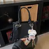 2026 Bolso Cuadrado Pequeño de Nuevo Estilo Coreano de Diseño Nicho para Mujer, Bolso Cruzado, Bolso de Mano de Moda y Sencillo