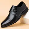 Sapatos Masculinos de Couro Sapatos Masculinos de Couro Formais de Negócios com Três Ilhós Respiráveis Resistentes ao Desgaste Sapatos para o Trabalho e o Dia a Dia Estilo Britânico Tamanho Grande Sapatos Masculinos