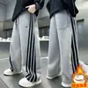 Ropa Infantil Niños Pantalones Deportivos Rectos con Raya Lateral Primavera y Otoño 2026 Niños Grandes Pantalones de Punto Holgados Primavera Venta al por Mayor Transfronteriza