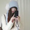 Diadema de Punto con Orejeras de Felpa de Color Liso Estilo Coreano para Mujer 2026 Otoño/Invierno Sombrero Cálido Envolvente Sombrero para Clima Frío Moderno