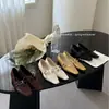 Zapatos de Mujer sin Cordones de Nuevo Estilo 2026 con Tacón de Cuña Interno, Diseño Tallado, Punta Cuadrada Baja y Suela Suave