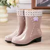 Botas de Lluvia Gruesas Bajas con Descuento para Mujer, Lindas Botas de Lluvia de Caña Media para Adultos, Zapatos de Agua Cortos para Hombre, Zapatos de Goma con Cubrezapatos de Terciopelo Extraíbles para Otoño e Invierno