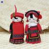 Muñeca étnica china de Yunnan Muñeca de pareja Yi decoración para coche de bodas mesita de noche decoración del hogar para bebé