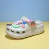 Crocs de fundo plano com acessórios do Capitão América, antiderrapantes, ecológicos, resistentes a odores, integrados, Crocs femininos, feminino