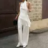 Conjunto de Duas Peças para o Trabalho: Top com Gola Halter e Franjas Assimétricas, Cintura Marcada, Calça de Cintura Alta Slim-Fit