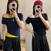 Camiseta Irregular de Manga Corta con Hombro Descubierto de Dos Piezas Falsas para Mujer en Verano Puro Lujuria Sexy Hombro Descubierto Top Chic Tendencia Única y Hermosa