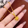 Item popular do TikTok: Colar com pingente de pepita de ouro pequeno banhado a ouro para mulheres, luxo leve com toque de alta qualidade, corrente para clavícula de trevo de quatro folhas em barra de ouro