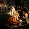 Nuevo producto transfronterizo Fantasma con una Copa de Vino Estatua de fantasma de resina de Halloween sosteniendo un adorno de copa de vino