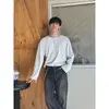 Conjunto estilo perezoso camiseta henley gris de manga larga para hombre atuendo de otoño rebelde guapo tacto de alta gama top tipo polo