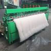 O número de agulhas no equipamento de colcha de estufa pode ser selecionado. A máquina de guia de acolchoamento linear de alta velocidade é uma máquina de acolchoamento multi-agulha sem lançadeira de linha inferior.