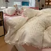 Juego de Cuatro Piezas de Gasa de Algodón Acolchado de Doble Capa con Encaje Francés, Suave y Cómodo para Dormir, Juego de Ropa de Cama de Tres Piezas para Dormitorio de Estudiantes, Sábana y Funda de Edredón