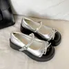 Hermosos Zapatos de Salón Individuales Retro Plateados Estilo Francés con Suela Gruesa y Boca Baja para Mujer, Nuevos de Primavera 2026 Versátiles de Suela Suave Tipo Mary Jane
