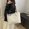 Bolso de Gran Capacidad Bolso Tote Personalizado para Mujer 2025 Nuevo Estilo Hermoso Nicho Moderno Bolso de Hombro Textura Bolso de Mujer