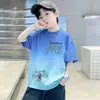 Nueva camiseta de verano para niños con estampado de letras de dibujos animados, top de verano de manga corta para niños, ropa para niños de tallas pequeñas y medianas