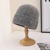 Gorro de Tricô para Mulheres no Outono e Inverno, Faz o Rosto Parecer Menor, Estilo Japonês, Gorro Quente de Lã, Gorro Slouchy, Circunferência da Cabeça Grande, Gorro Turbante para Casal, Versátil e Moderno