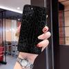Funda de teléfono suitable para iPhone15 con rayas y manchas oscuras