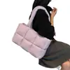Bolsa acolchoada xadrez grande transfronteiriça para mulheres, nova bolsa acolchoada de algodão 2026, grande capacidade, bolsa de ombro leve, bolsa de axila
