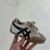 Zapatos Infantiles Qqo 2025 Otoño Nuevos Tenis Infantiles de Cuero Genuino con Bloques de Color para Niños y Niñas, Niños Medianos y Grandes Moda Casual Zapatos Forrest Gump