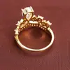 Exquisito Anillo Hueco de Cobre Puro con Zirconia, Diseño Geométrico Pequeña Corona, Moderno y Versátil, Exclusivamente para Ventas Transfronterizas