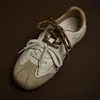 Tênis casuais brancos duplos Forrest Gump, novos sapatos baixos retrô, tênis de cadarço, tênis de treino alemão 2026, moda feminina versátil