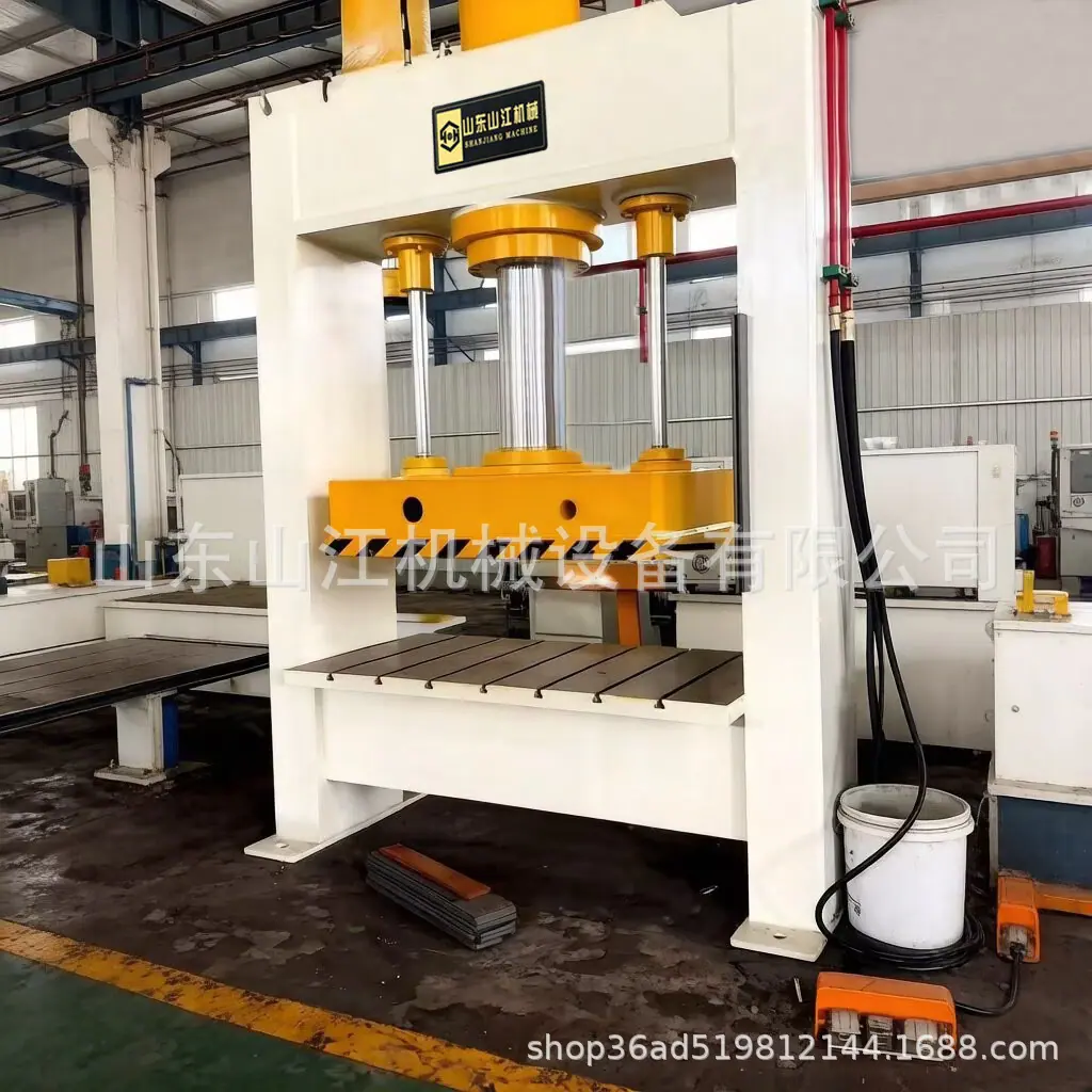 B650E516BC35A8085BA7F75ECABA2B