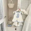 Lindo Atuendo de Verano para Bebés Niñas: Conjunto de Camiseta Dulce Delgada Estilo Coreano con Chaleco Alado y Pantalones Acampanados