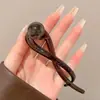 Pinza para el pelo de dibujos animados peculiar con giro para niñas, pinza de garra para el pelo de alta gama para la parte posterior de la cabeza, accesorio para el cabello