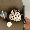 Bolso Cubo de Lunares Estilo Coreano Nuevo Verano 2026 para Mujer, Bolso de Hombro de Gran Capacidad para el Trabajo y los Viajes, Bolso de Mano de Aspecto Elegante