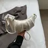 Bolsa Croissant Plissada Retro Coreana Bolsa de Ombro Nicho para Mulheres 2026 Novo Estilo Estilo Gentil de Cura Bolsa de Ombro Único Transversal para Mulheres