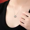 Nuevo Collar de Hielo Triturado de Cuatro Hojas para Mujer Diseño de Nicho Ins Estilo Lujo Ligero Gama Alta Versátil Cadena para Clavícula Regalo de Cumpleaños