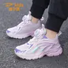 Sapatos Infantis Delhui Primavera e Outono 2026 Novo Modelo Sapatos Esportivos Respiráveis de Malha Infantil Sapatos de Corrida Estudantis para Meninas