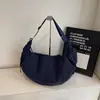 Bolsa de Ombro Estilo Coreano Moda Cor Sólida Formato Dumpling 2026 Nova Casual Grande Capacidade Transversal Leve Simples Tendência
