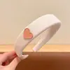 Faixa de cabeça larga de tricô minimalista e elegante estilo coreano para mulheres, novo modelo 2026, adequada para uso diário, projetada para realçar a aparência da linha do cabelo e pode ser usada como faixa de cabeça para lavar o rosto ou presilha de cabelo