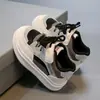 Zapatos de Lona para Niños 2025 Primavera y Otoño Nuevo Estilo Zapatos para Niños Suela Suave Transpirables Antideslizantes Tenis para Niñas Zapatos Casuales para Bebé