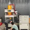 Instalación de paquete 200 toneladas prensado caja eléctrica de alta presión válvula de contacto prensa hidráulica de tres vigas y cuatro columnas máquina punzonadora de cabeza convexa