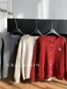 Cárdigan Suéter Rojo Bordado Juvenil Estilo Coreano para Mujer, Ropa Exterior Versátil y Elegante, Tendencia Otoño e Invierno 2025