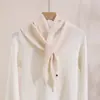 Bufanda tejida de mezcla de lana, versátil para otoño e invierno, chal triangular, bufanda clásica coreana de color liso para cruzar el cuello, en stock para venta al por mayor