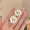 Pendientes de resina con flores de Corea del Sur, diseño de nicho, combinables con todo, de moda, ligeros, de lujo y de alta gama.
