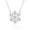 Colar Popular Europeu e Americano Transfronteiriço Cheio de Diamantes para Mulheres, Luxo Leve Banhado a Galvanoplastia Pingente de Floco de Neve de Inverno Corrente de Clavícula de Liga Acessórios Atacado