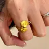 Libro Rojo Explosivo Anillo de Hoja de Arce Dorada Antigua Fa Arena 2025 Lujo Ligero Anillo Abierto de Hoja de Serpiente Dorada para Mujeres
