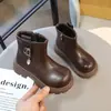 Botas Martin para niños, nueva colección otoño 2026, botas para niñas, adecuadas para un estilo pastoral, botas de cuero marrón estilo británico, con suela blanda para bebés