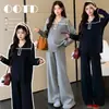 Conjunto de dos piezas para maternidad, suave y elegante, estilo coreano: cuello azul marino, suéter de punto suave y pantalones de maternidad ajustables, perfectos para uso casual