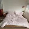 Conjunto de Roupa de Cama Lavado 100% Algodão Estilo Healing, Macio e Amigo da Pele para Meninas, Conjunto de Quatro Peças para Dormitório de Estudante