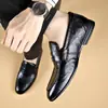 Novos Sapatos Masculinos Casuais de Couro Couro Macio Solado Macio Slip-on Sapatos de Dirigir Mocassins