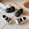Zapatos Infantiles Suaves para Niñas 2026 Otoño Nuevos Zapatos de Bebé Zapatos de Pequeña Princesa Zapatos para Niñas Zapatos Pequeños de Cuero