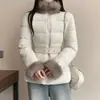Abrigo corto de mujer, ajustado, cálido, acolchado de algodón, con cuello alto, cuello de piel sintética, puños y cinturón en la cintura