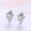 Pendientes de moda de estilo japonés y coreano Cao Shi, pendientes femeninos con incrustaciones de circonitas, pentagramas y estrellas, elegantes y sencillos, estilo nicho frío.