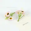 Cabeças de Flores Margaridas Artificiais DIY Decoração de Casamento Acessórios de Flores Artificiais Material para Guirlanda de Flores Coloridas Fabricante Atacado
