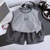 Conjunto de Chaleco Rayado sin Mangas de Verano para Niños Nuevo Conjunto de Dos Piezas Estilo Coreano para Niños Ropa de Verano Moderna para Bebés